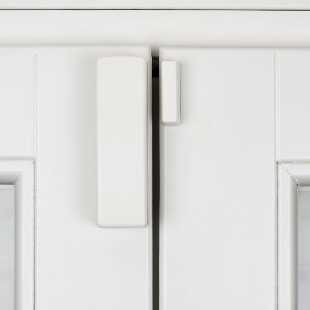 Door sensor alarm: security, alerting you to any unauthorized access for enhanced safety and peace of mind